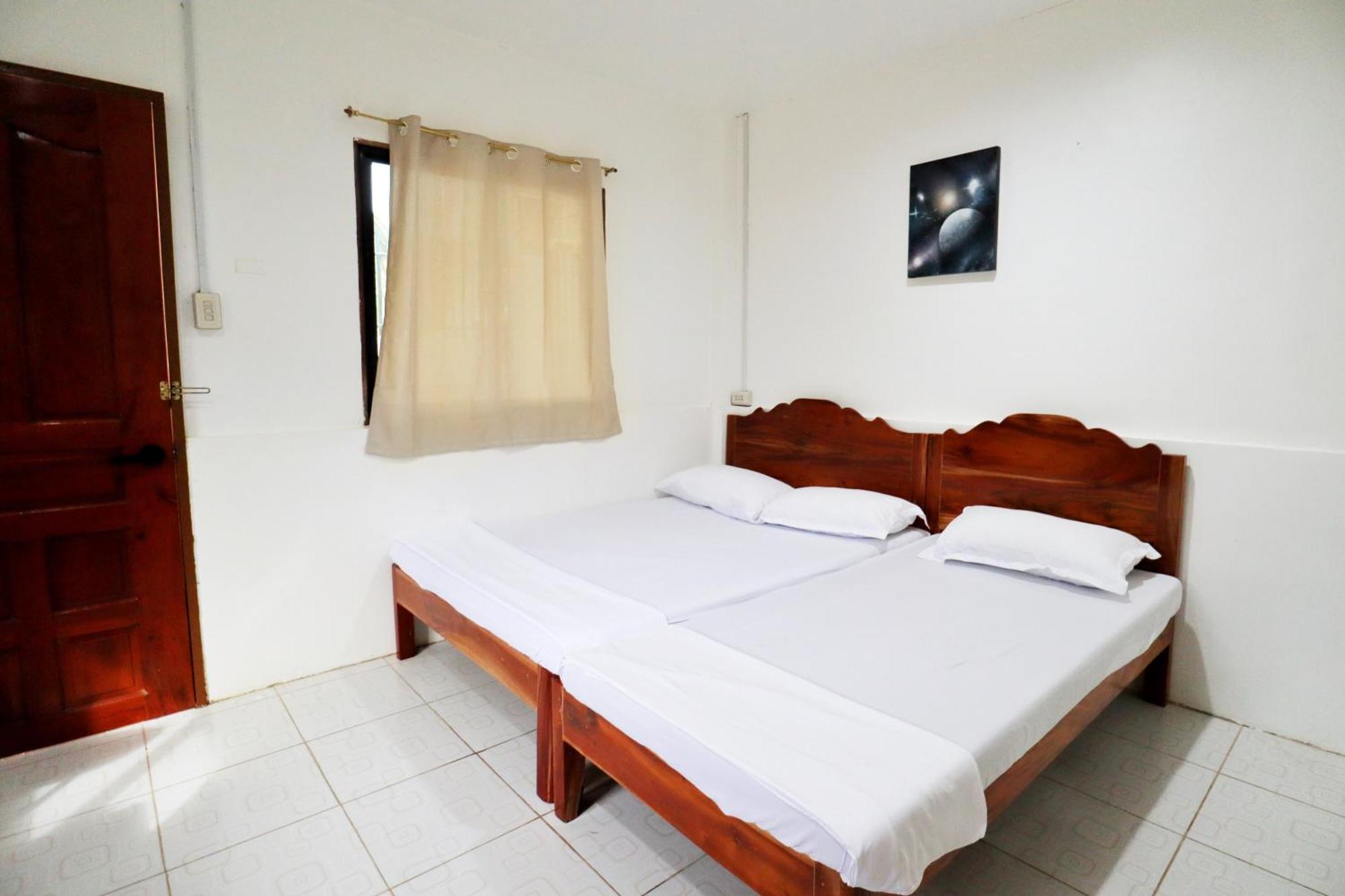 Ocean Breeze Hostel By Daily Sweet Moalboal Dış mekan fotoğraf